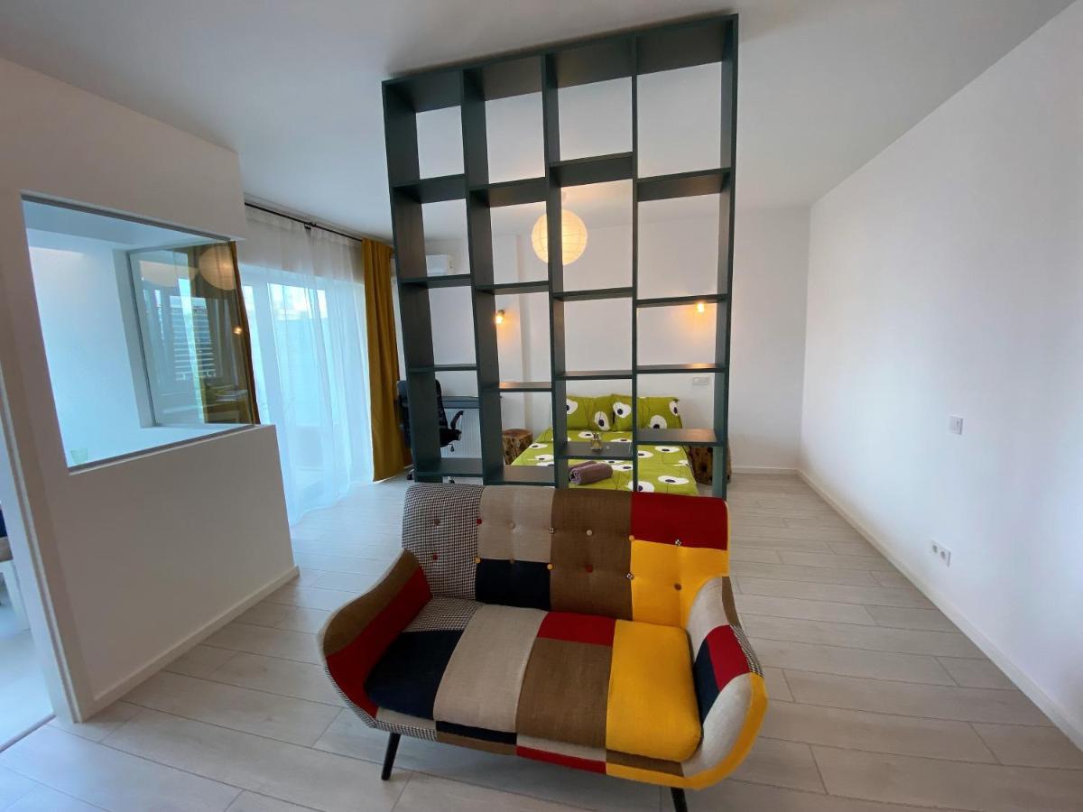 Plaza View Studio Bucarest Extérieur photo