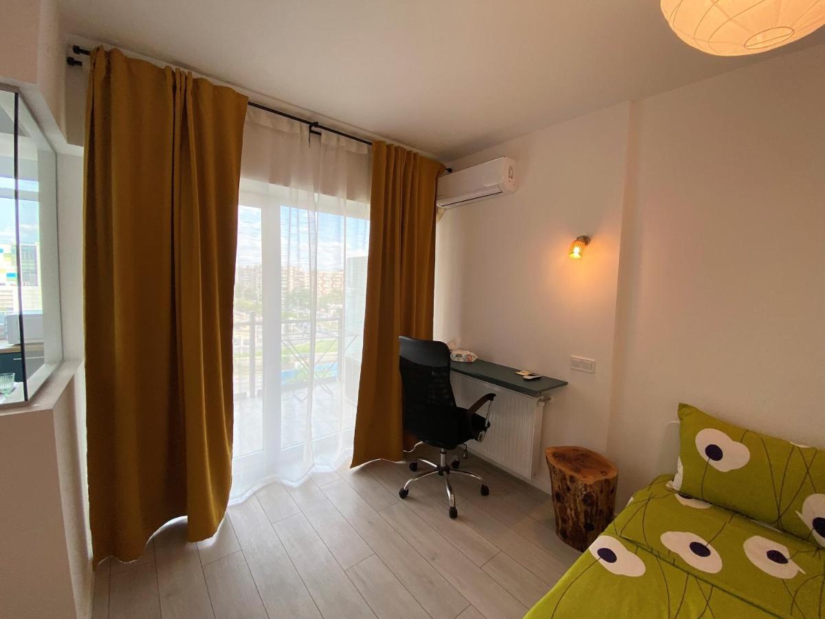 Plaza View Studio Bucarest Extérieur photo