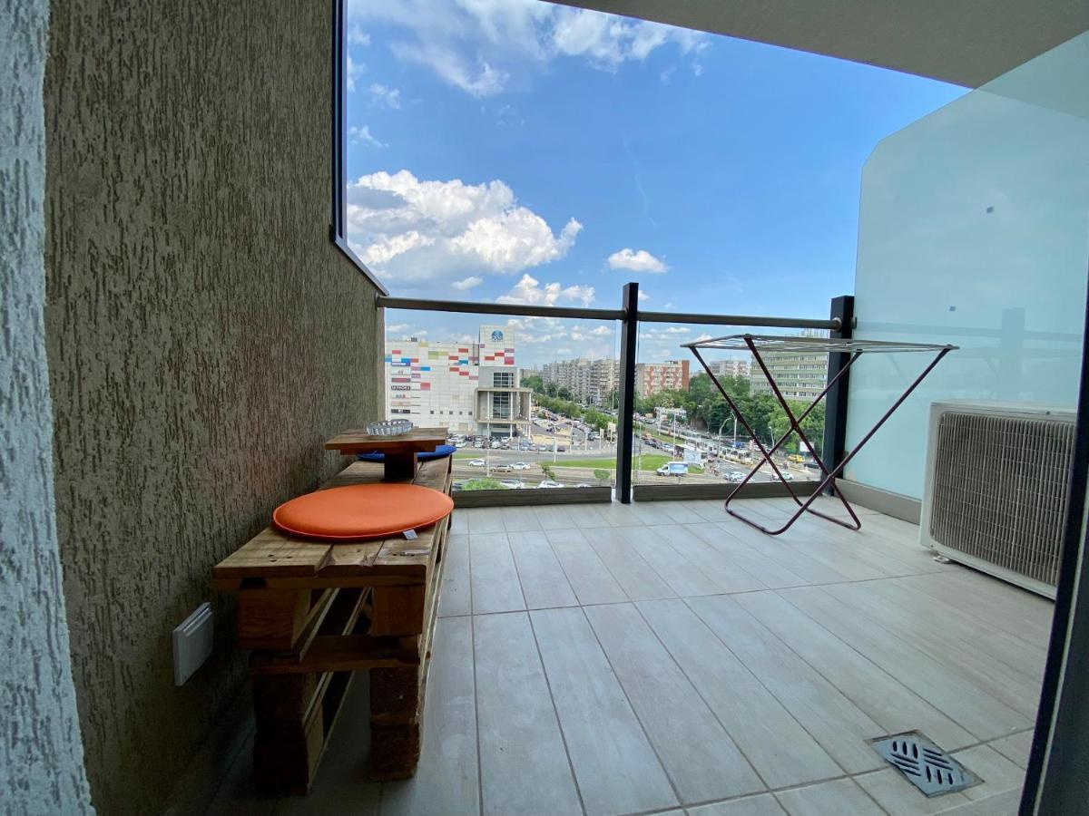 Plaza View Studio Bucarest Extérieur photo