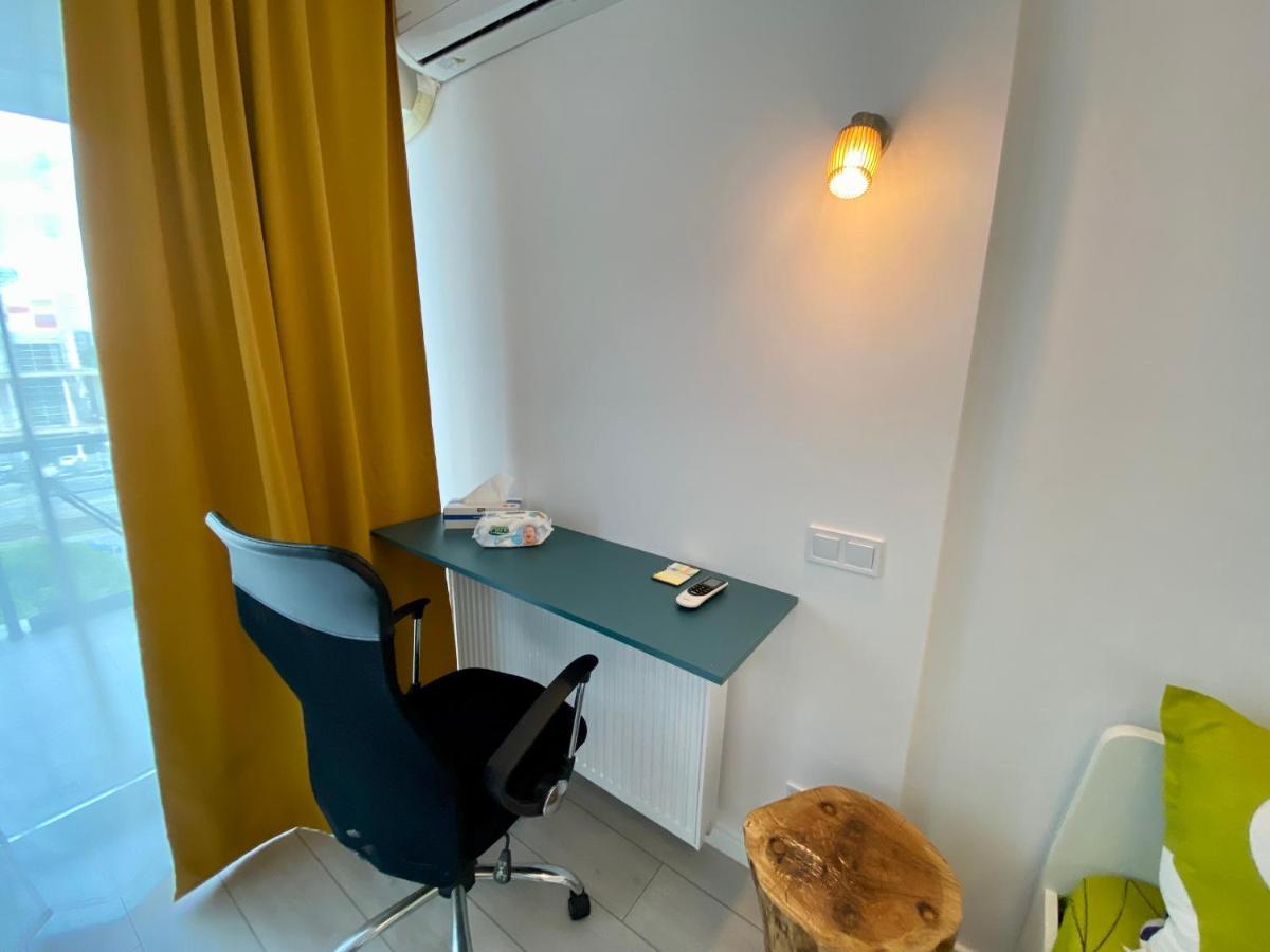 Plaza View Studio Bucarest Extérieur photo